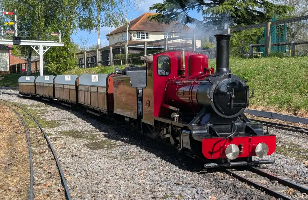 MVR Steam Train in red